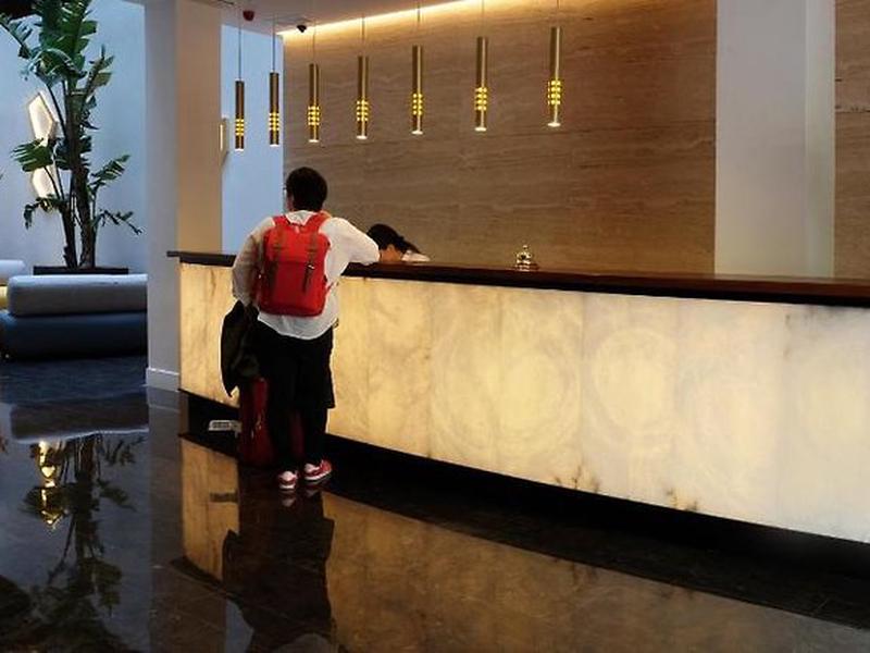 EE72BCF4B4F7192DC5AE8098AAF4483E