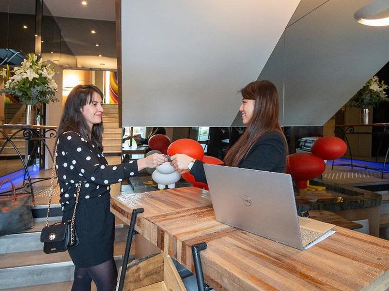 B1F080AB28903D1C60C5D59E8D34E917