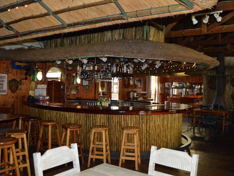 841E195DE78CC4289EE54F50281E5C37