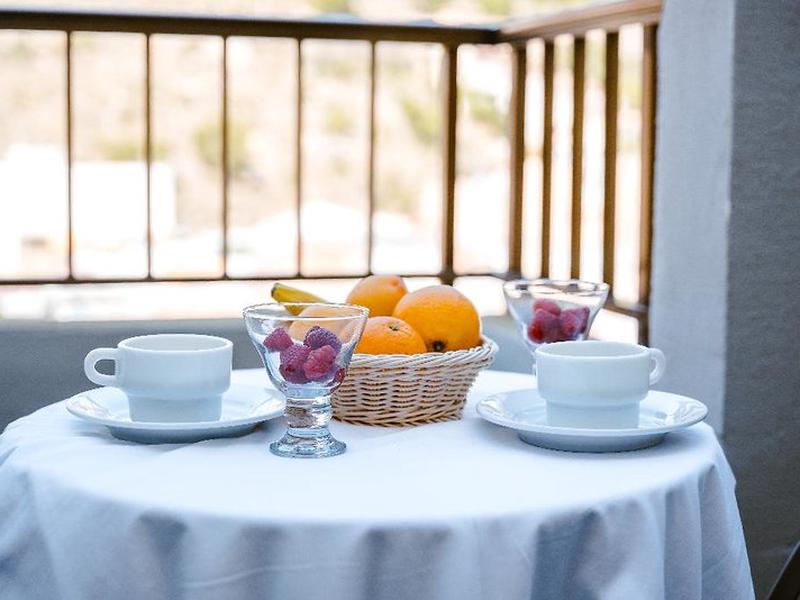 FE0B853AE7E3706555D3B10CE0B4153B