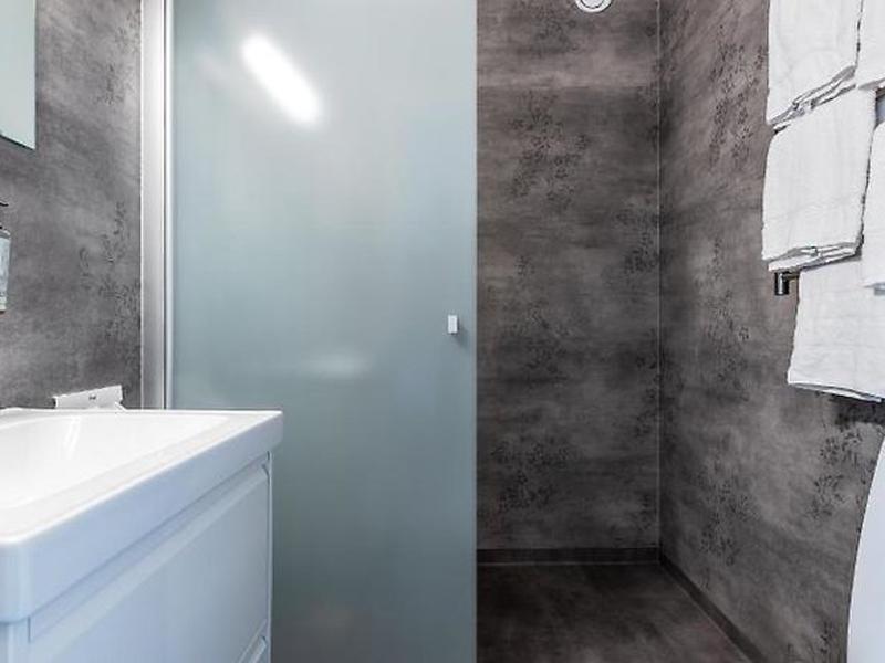 EEA257AA86BD7F7CF2442BD6FFB54ABE