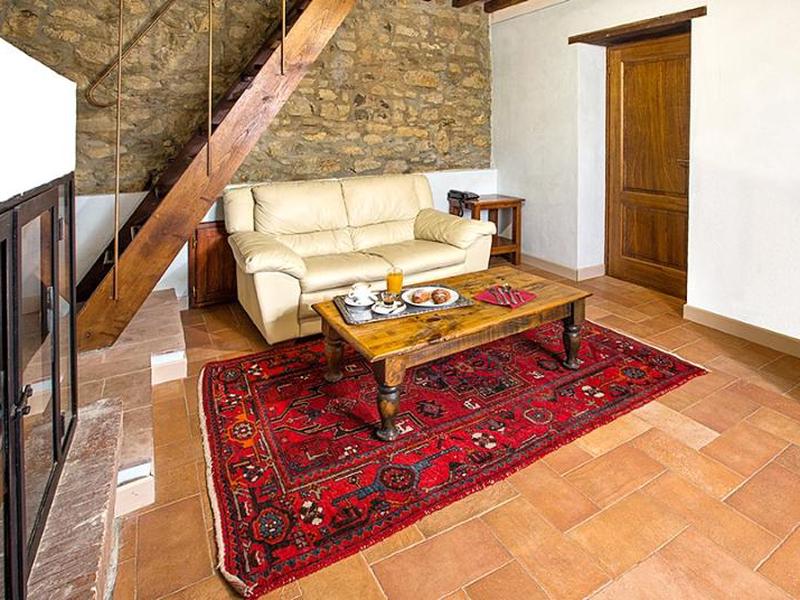 F26737D4F9610EDCF9D9BDD67F441213