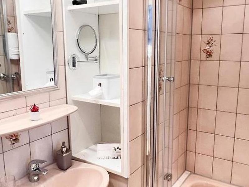 57CFD861201C708CD76F583AE4D2D074