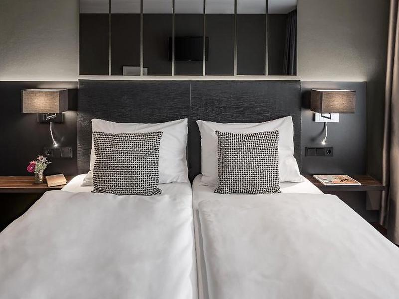 FD2235FAD474CFAADAF49D073041C2A7