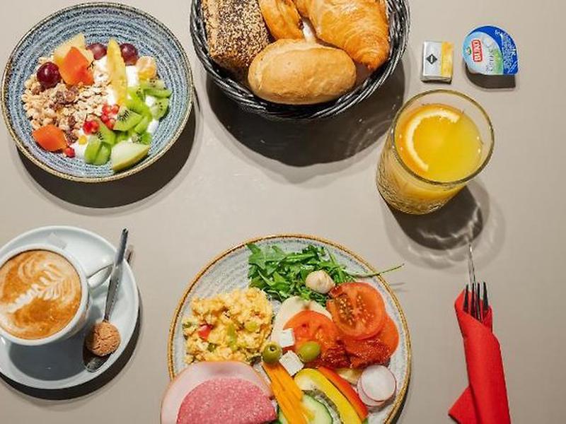 E5FF0819A7D33A54EB4D9511414C9C66