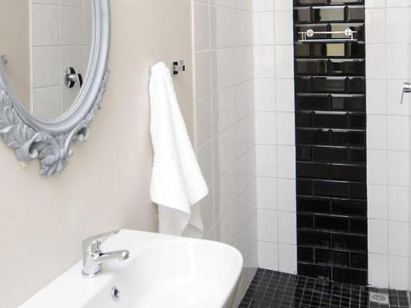 F6BE5A7DDC8A473BF989E0180BA6BEB8