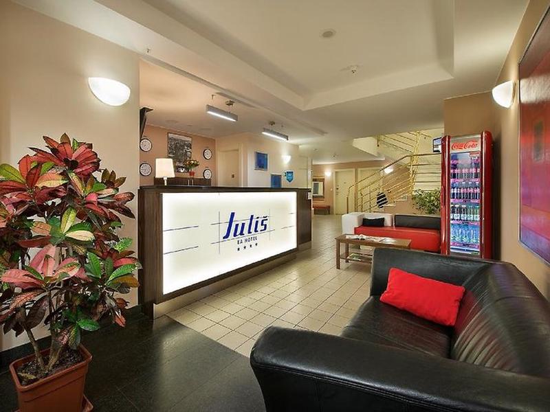 CAFAFFAF6E9CEB910E06AF9902C5FED4