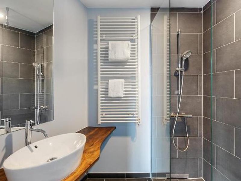 0DB64BA6A513F2DC8C4A802ED329C21D