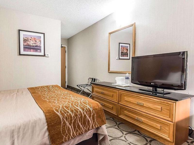 9838E3931B993A68976B5231DCEEC7E3