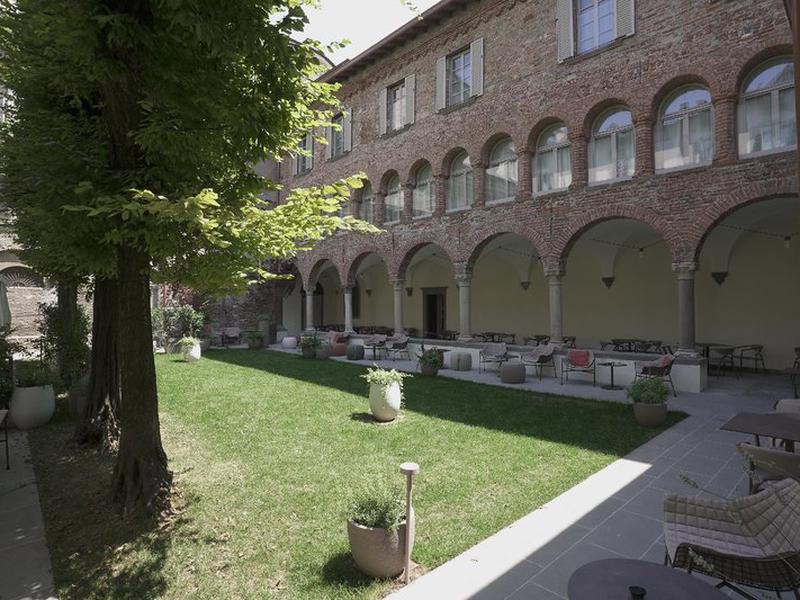 E44B533B7BF2C91251B1E0BAE29CBC63