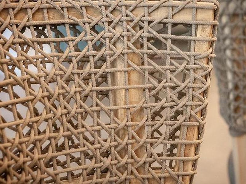 54CB8F212EC573C2ED1B745C611F41AA