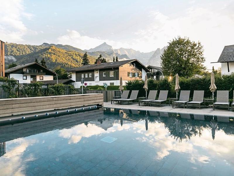 EB7DFD3E4FCFCB290848B8065D531AC9