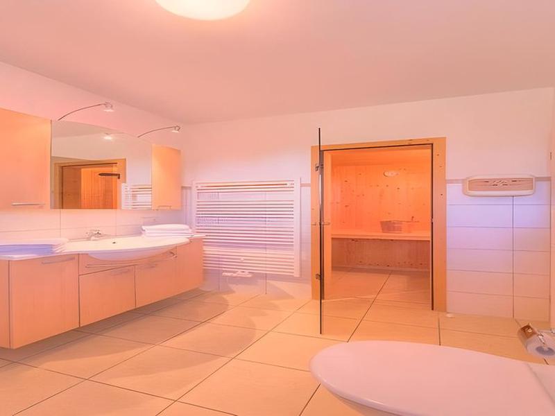 43EA56755DC2CE9B223728A23646BB8D