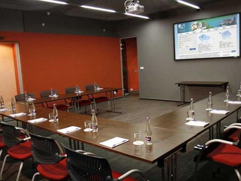 32D9D40E82641C8C60178836882C01B3