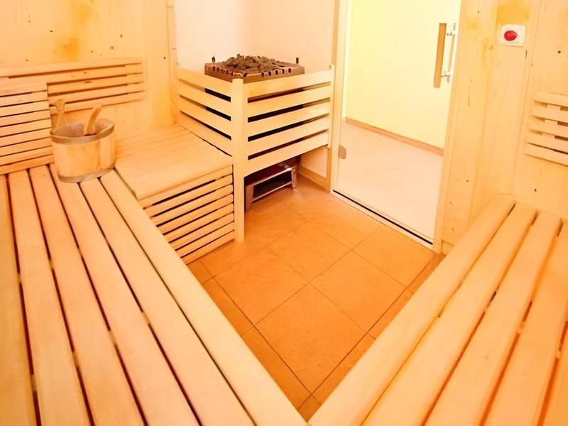 3E2543F403A9250DC4273E69A1D26175