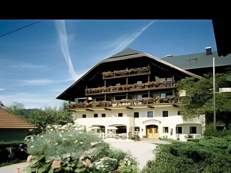 1F3D32F1D02433DBC3F43BDB28323042