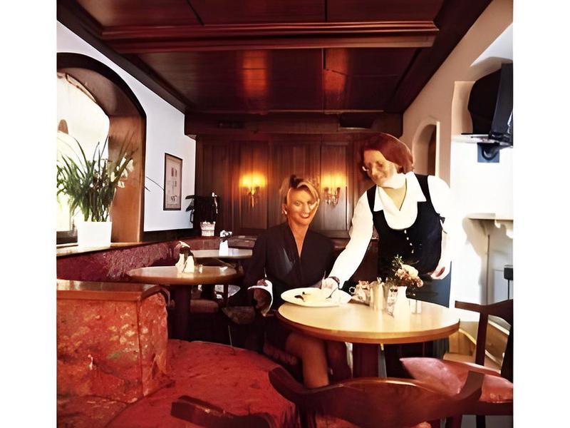 B60AB0C8DBA5F686D80D8E1BCF2EC123