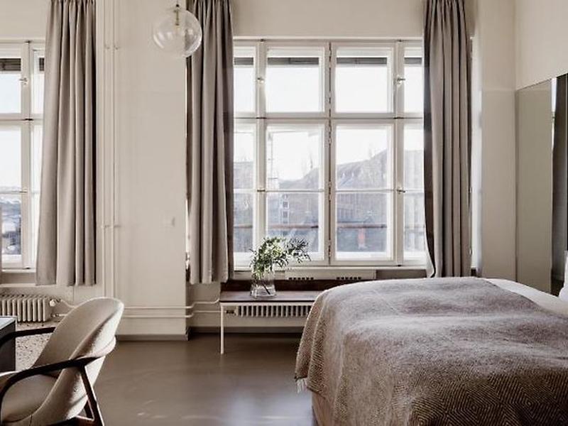 82EB815406F9E6974140F864F79270D0