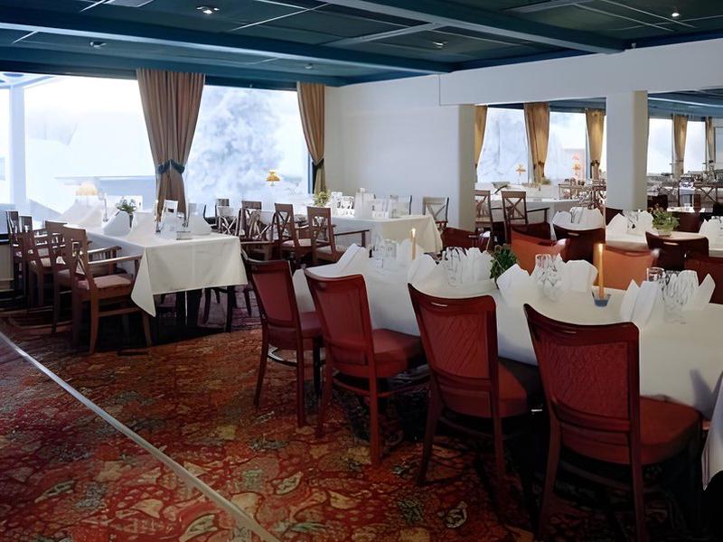 B3073E359AE254105C89A45B0E45CA3B