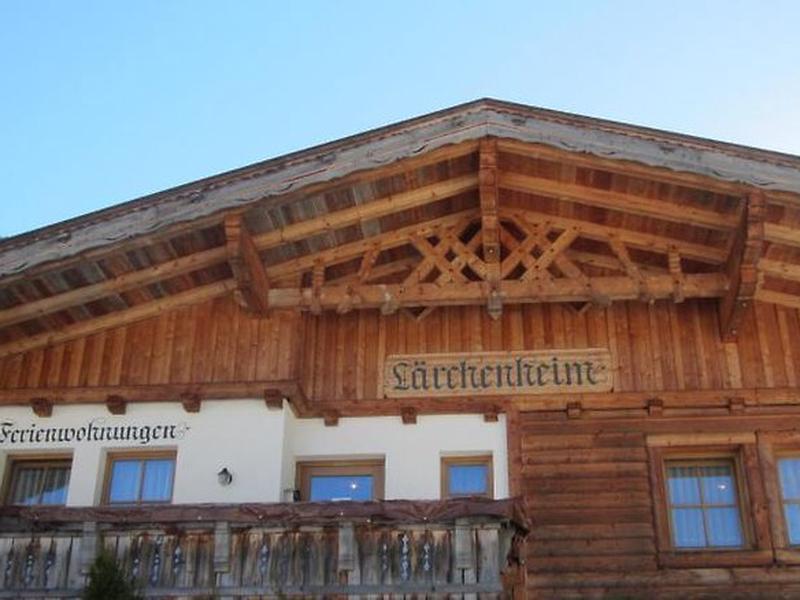 32E63F66C9B55C239FBED5E7C62EB5A4