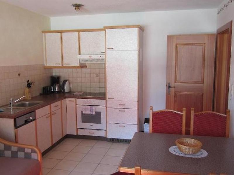 44A21E4965B69F15E8CBE1EFEC28A9E4