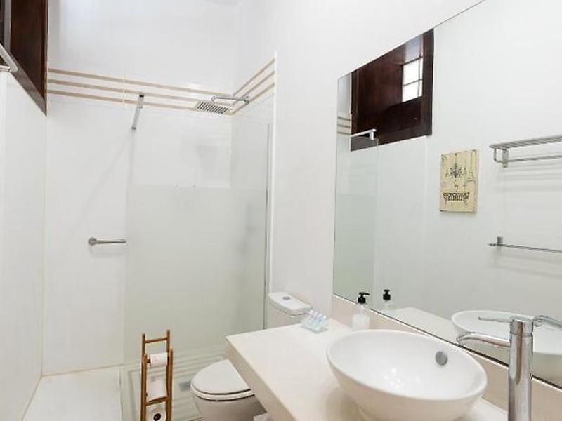 8250702B625676669EC1B9CE18EFC546