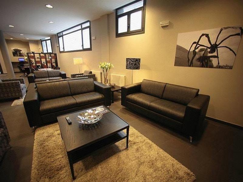 C588086A23D549451E3AB0F5DE85395F