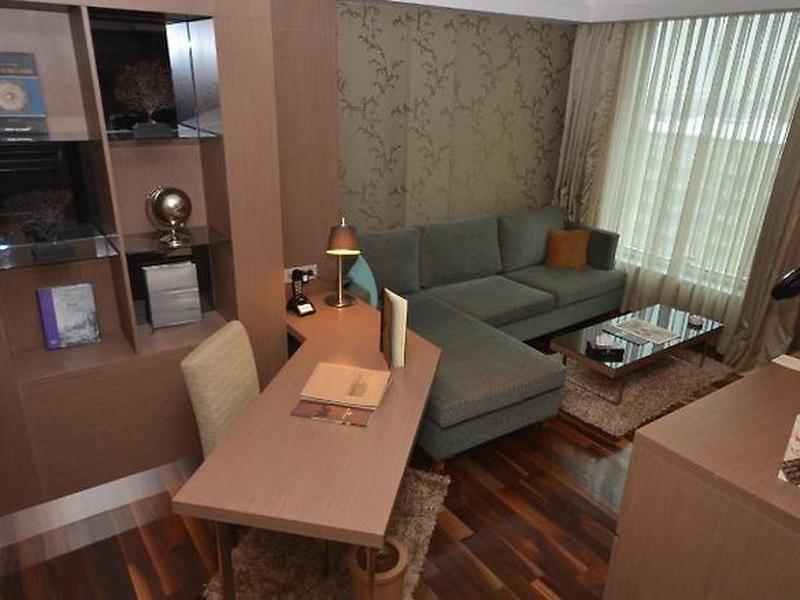 0FF0AC794E01DEEF5510778DD2934732