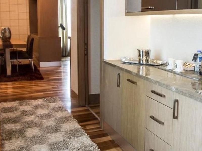 DE830F410FC5C6B75343F64883E2E201