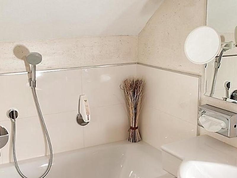 6CE31FC74ADB07EC59516AD88BCA7101