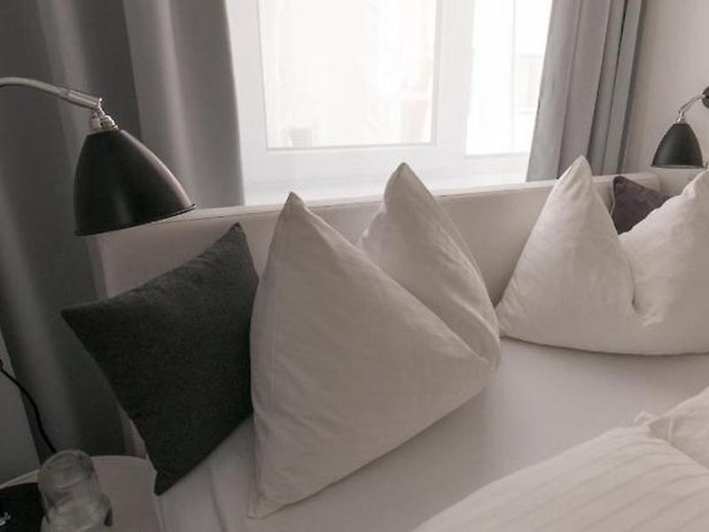 35433825B8B57F34598C82976B9993EB