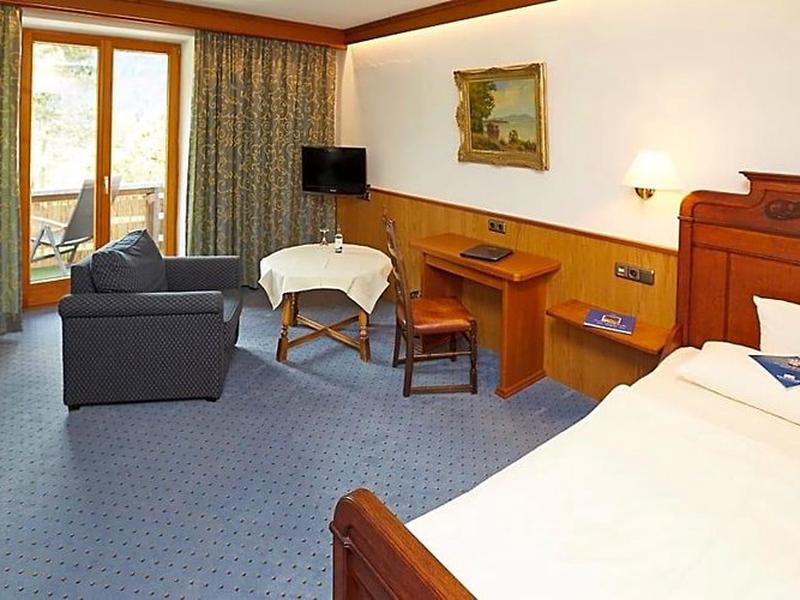 C067BDFD60760324DA6B7B43BC0A0EA1