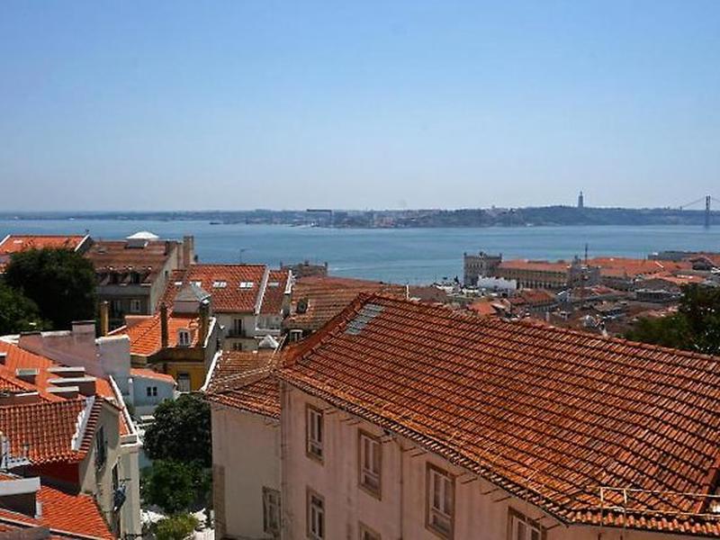 F39D5F99EB60A2831FC27B97B1D07FAE