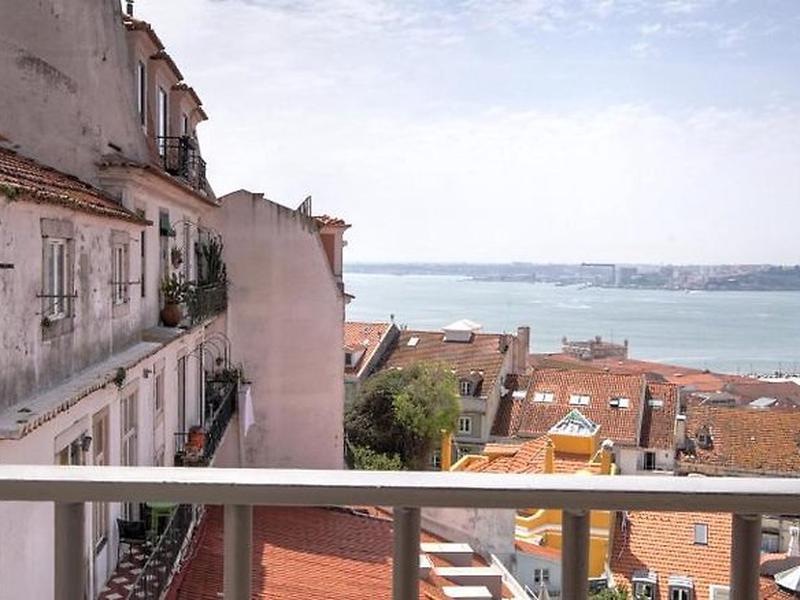 FDC01FD1E0B79531445EF4D0971C1A89