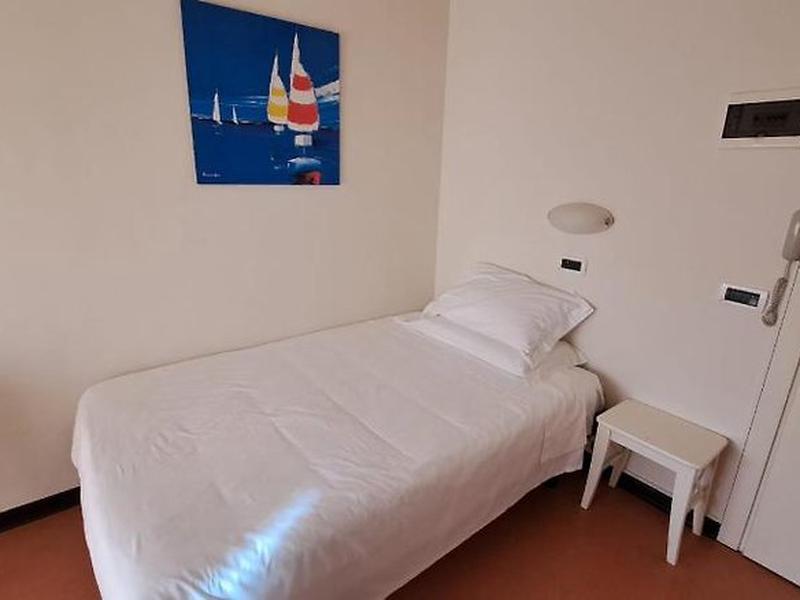 C51F27F0AABA363C44560AB6E275DF75