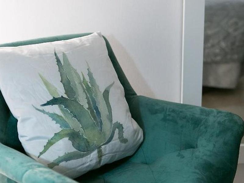 27181B6F48DCA1BA4EE5562453F4B6D9