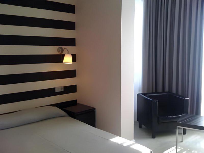 1F0F19ABA3DDC285529419138E86CA46