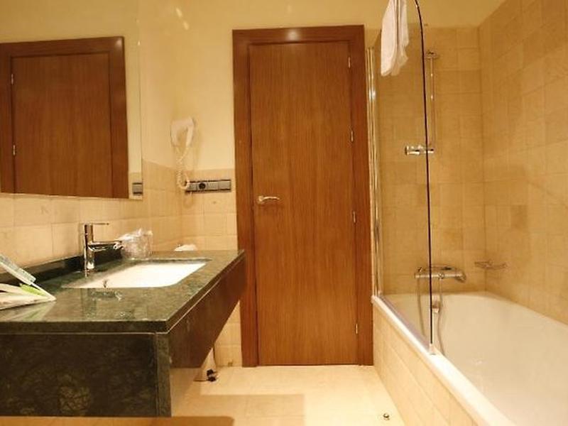 3E6BF57994EF8C73DD7A1211DA5B507E