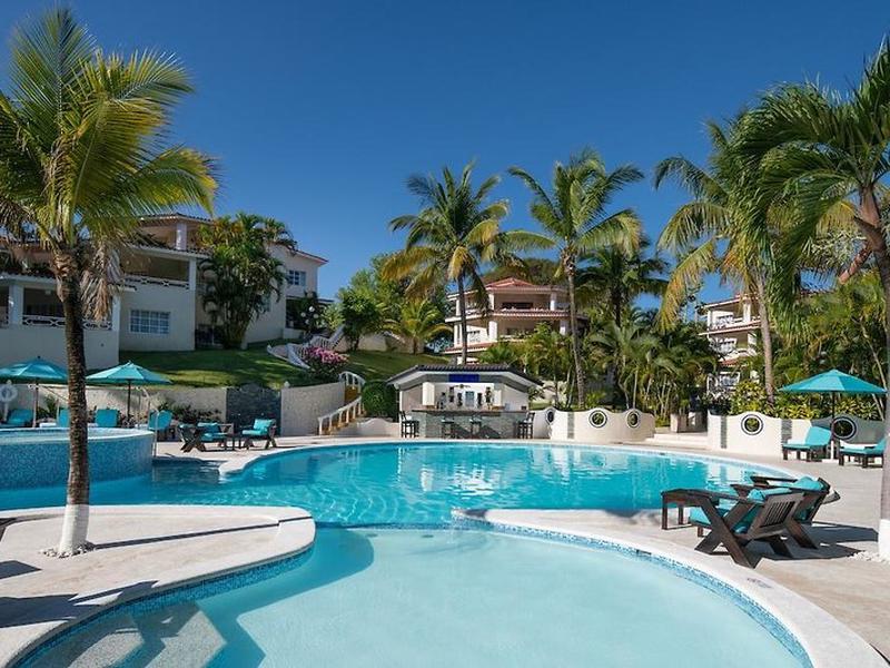 F9AE48EF811996D909CA53ABD915E23A