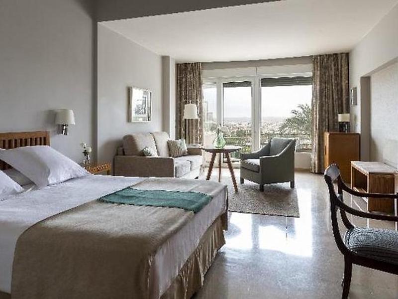 D926412055B8B8F80004452E6C5D860D