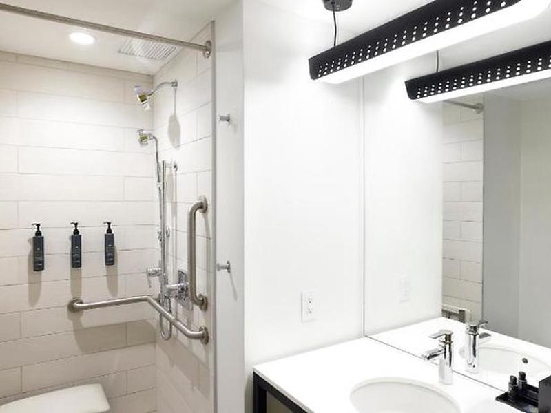 FC2BAC7641F98C6F9F5D4CEFC24DEE2F