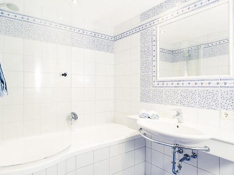 BF6EB0C410CAE1C770C8AC604A8D334A