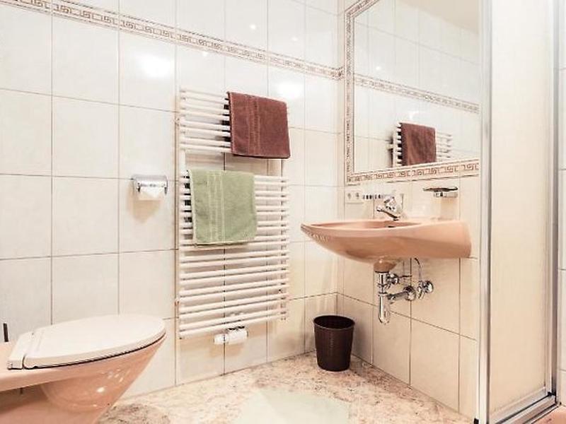 E01A22FA468680FB955C62E05237C39A