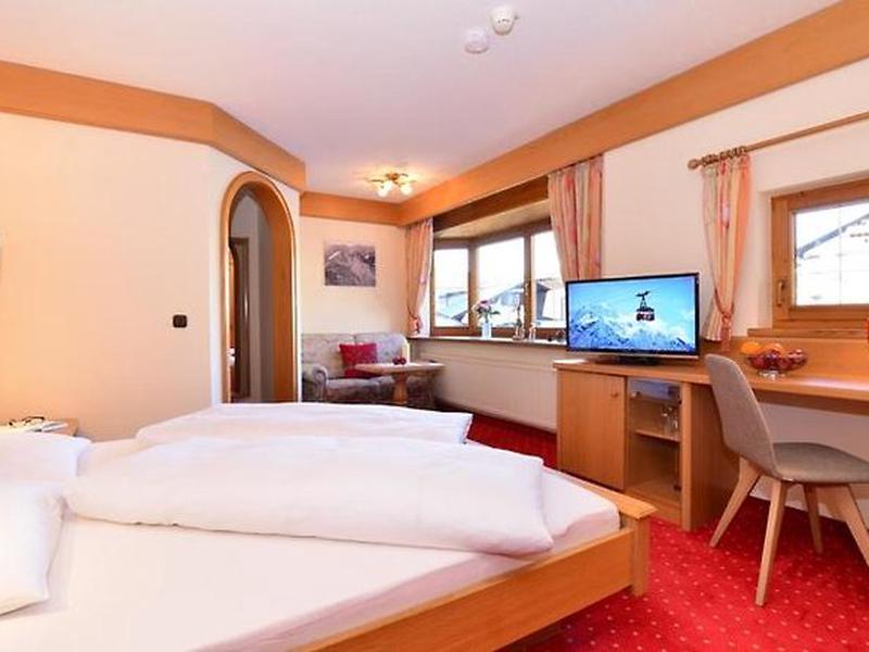 898519CEAB4F7DD0119A6A3A9DE811FC