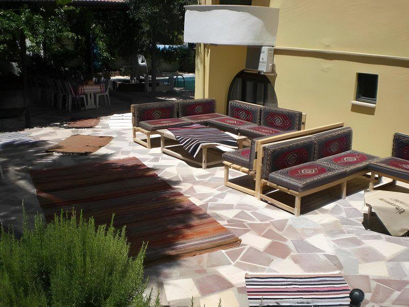 172583CBA62BAD7DDF5BAB73834A41B1