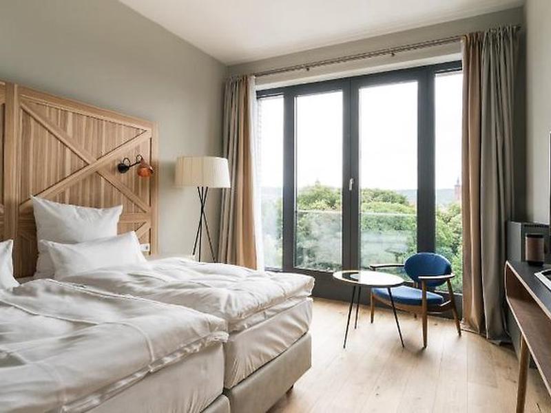 DB7C5103153DB6647F287145A0AFB7DA