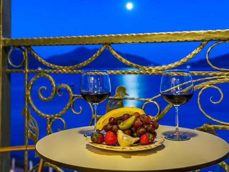 794258421557A5CF63EB2E2A1B1BA5F3