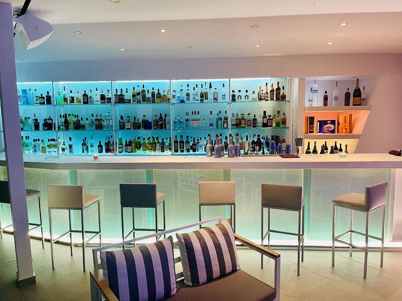 9C36BF10DDA9DE2AA1E0052388C80720