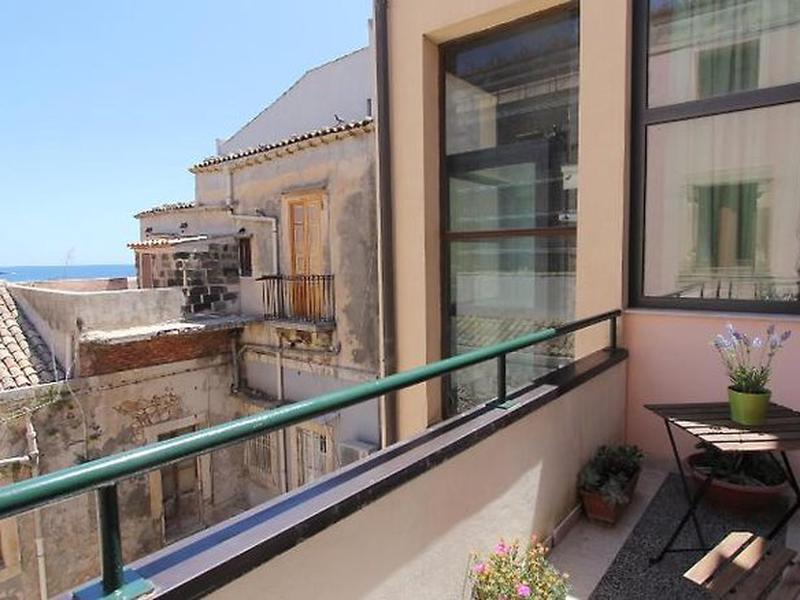 E3EF049510F26D4240F897964114705C