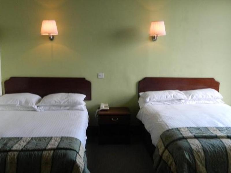 6122E828F32726385C1BDBB03863F447